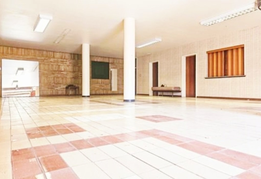 5 Bedroom Property for Sale in Dan Pienaar Free State